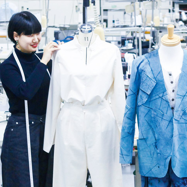 ファッションデザイン学科