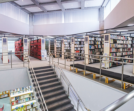 情報図書館