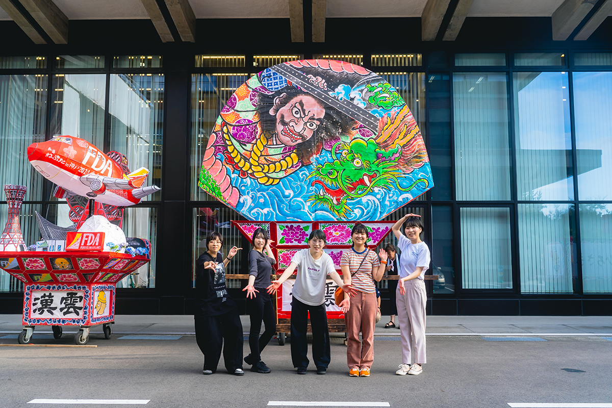 ねぷた完成！（学生参加「神戸×弘前ねぷた制作・運行プロジェクト