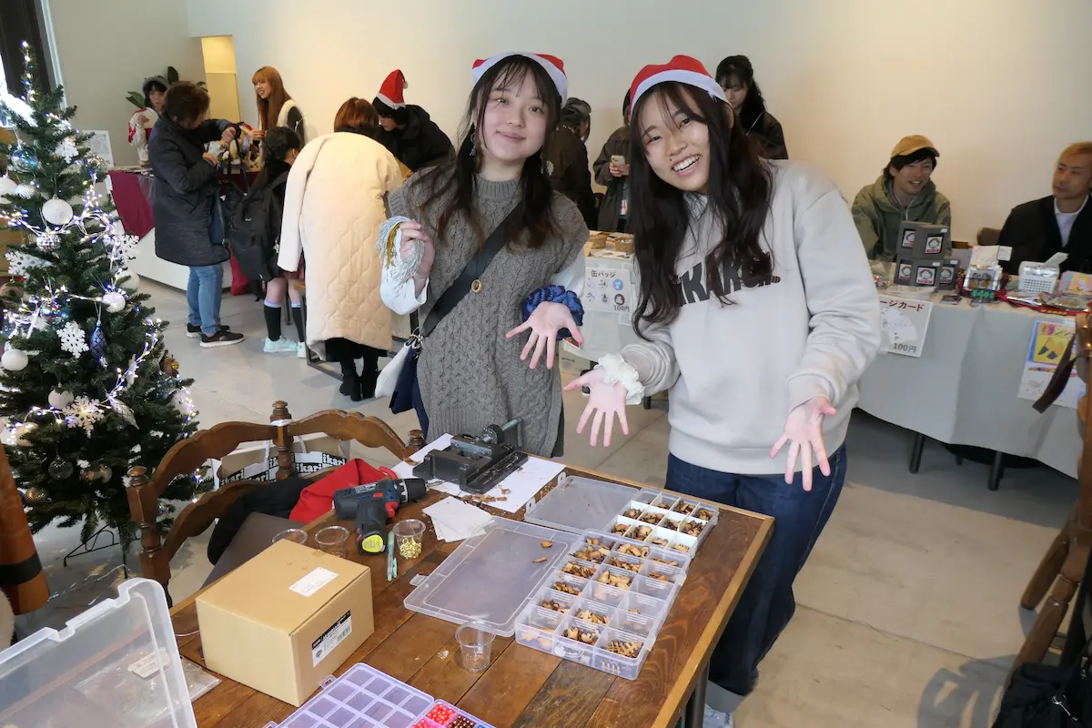 旧居留地ホリデイズマーケット」「クリスマスマーケット2024」に本学